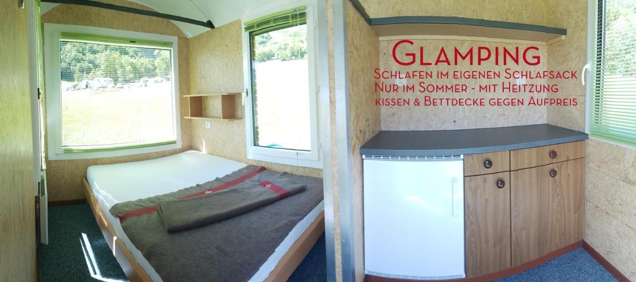 Campingplatz Mit Restaurant & Sportarena Leukerbad Exteriör bild